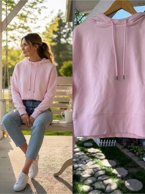 NWT Universal Thread Light Pink Cropped Hoodie Sweatshirt Medium